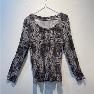 Apt. 9 Black and Gray Fitted Blouse• Petite Medium